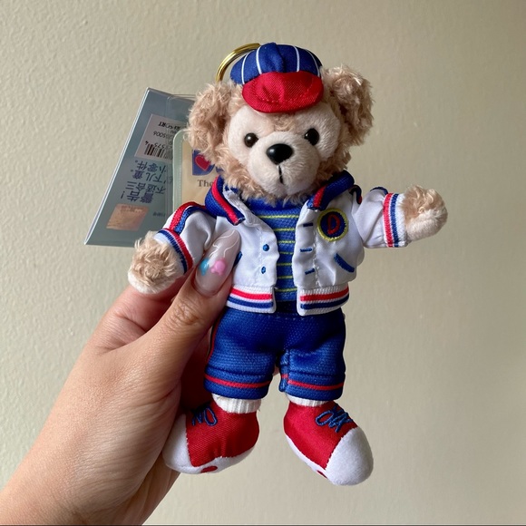 Duffy Sports Day Plush Keychain - Picture 1 of 2